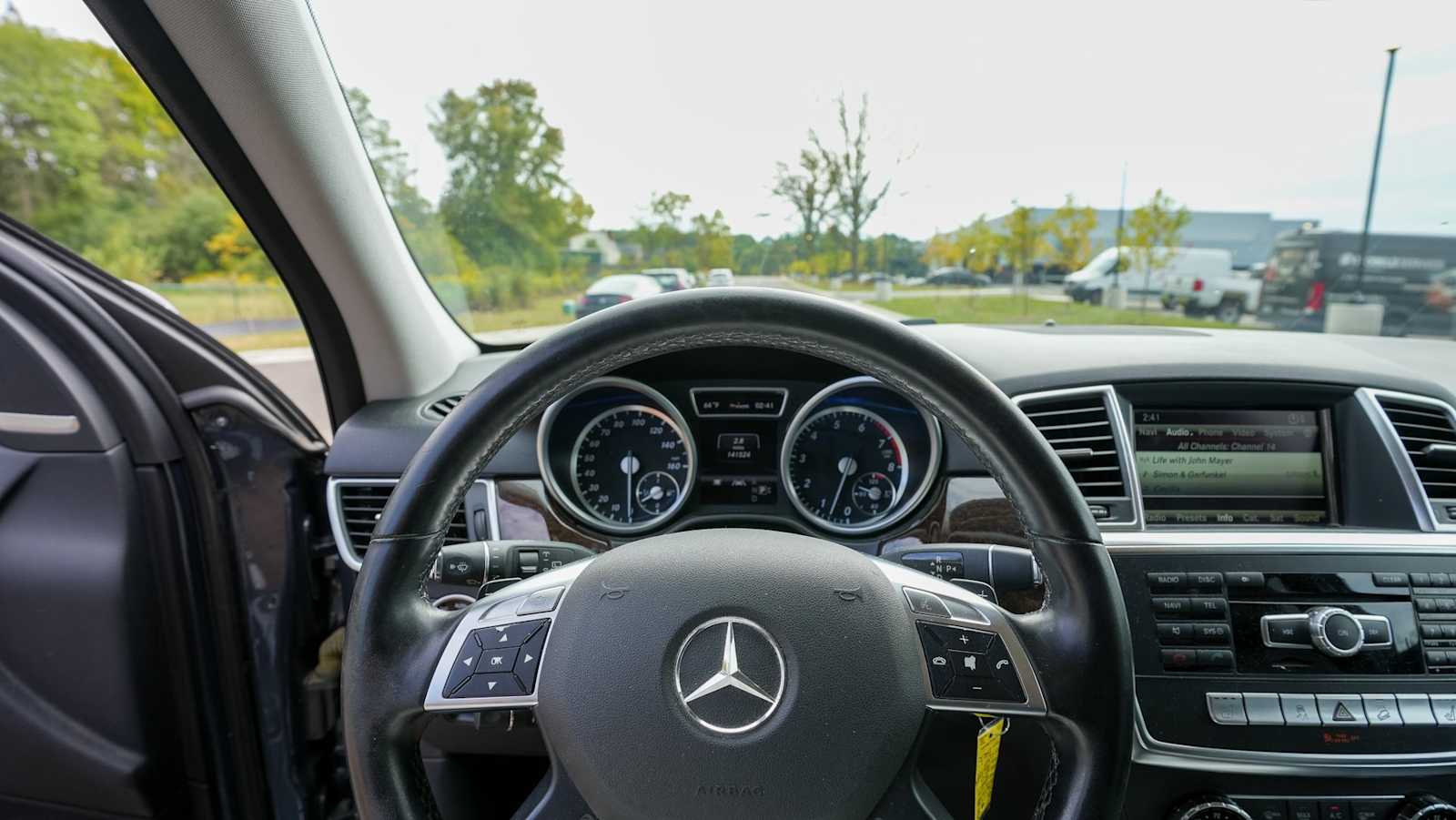 Thumbnail: 2013 Mercedes-Benz M-Class - 11