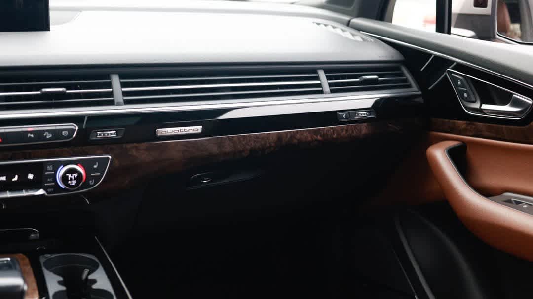 Thumbnail: 2018 Audi Q7 - 43