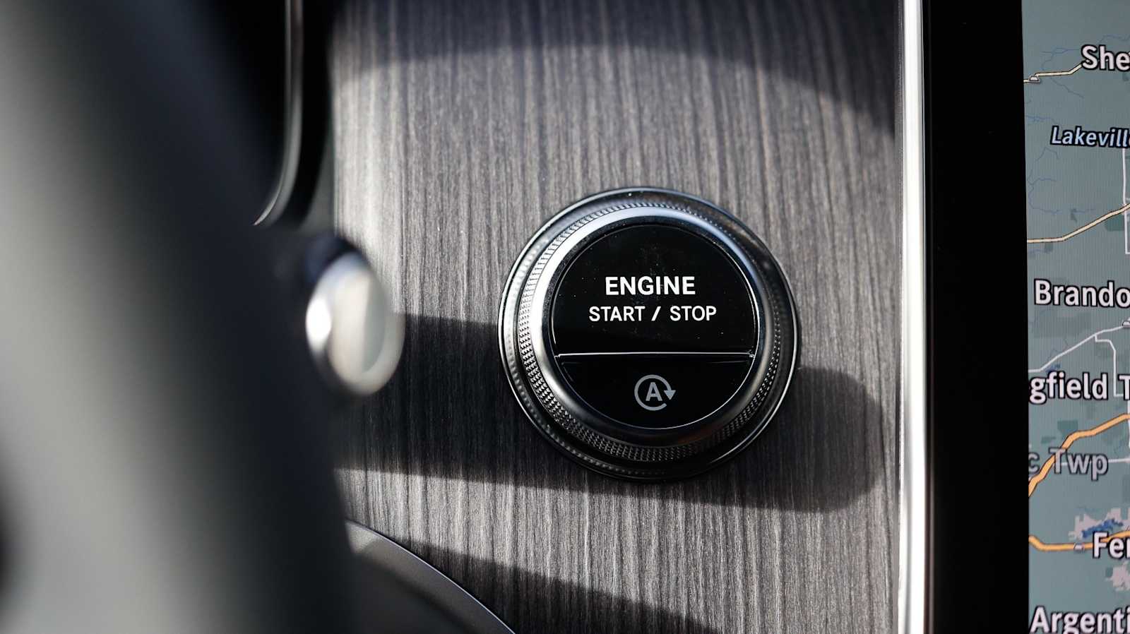 Thumbnail: 2026 Mercedes-Benz GLC - 24