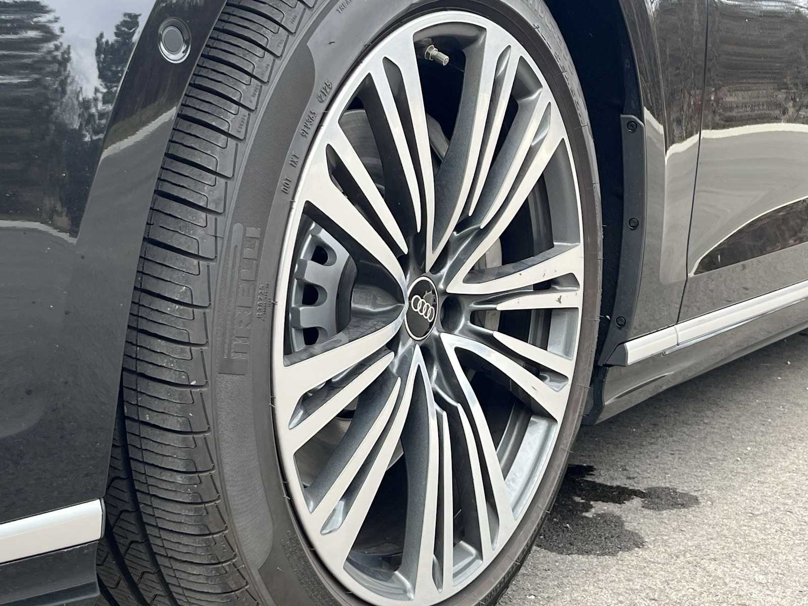 Thumbnail: 2023 Audi A8 - 25