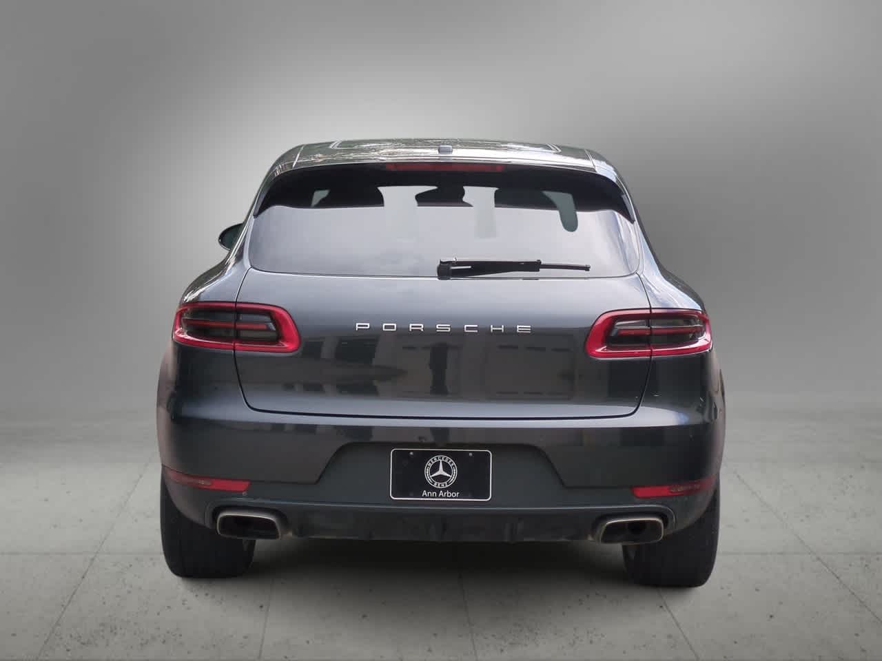Thumbnail: 2018 Porsche Macan - 7
