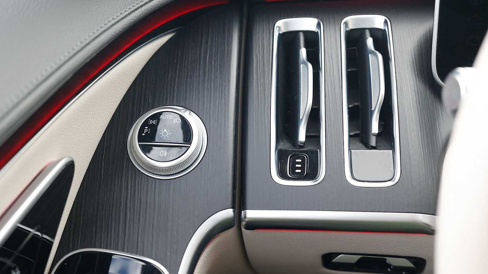 Thumbnail: 2023 Mercedes-Benz S-Class - 30