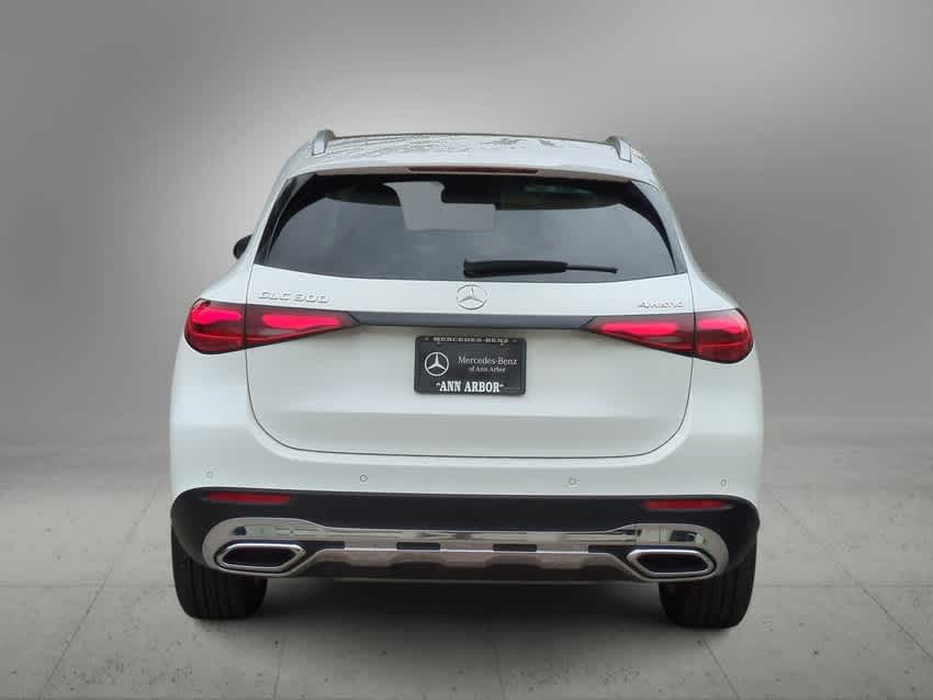 Thumbnail: 2025 Mercedes-Benz GLC - 7