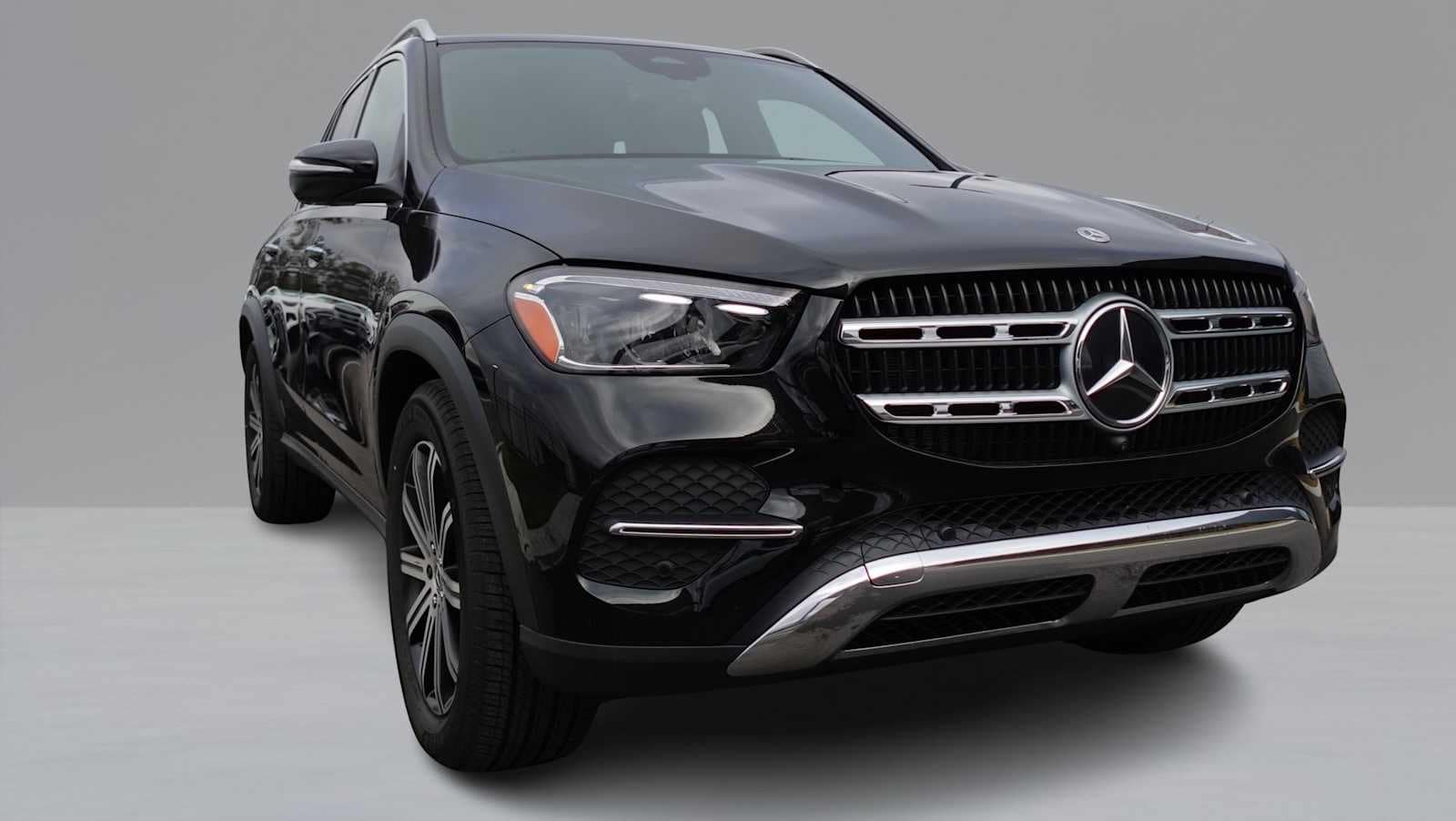 Thumbnail: 2026 Mercedes-Benz GLE - 3
