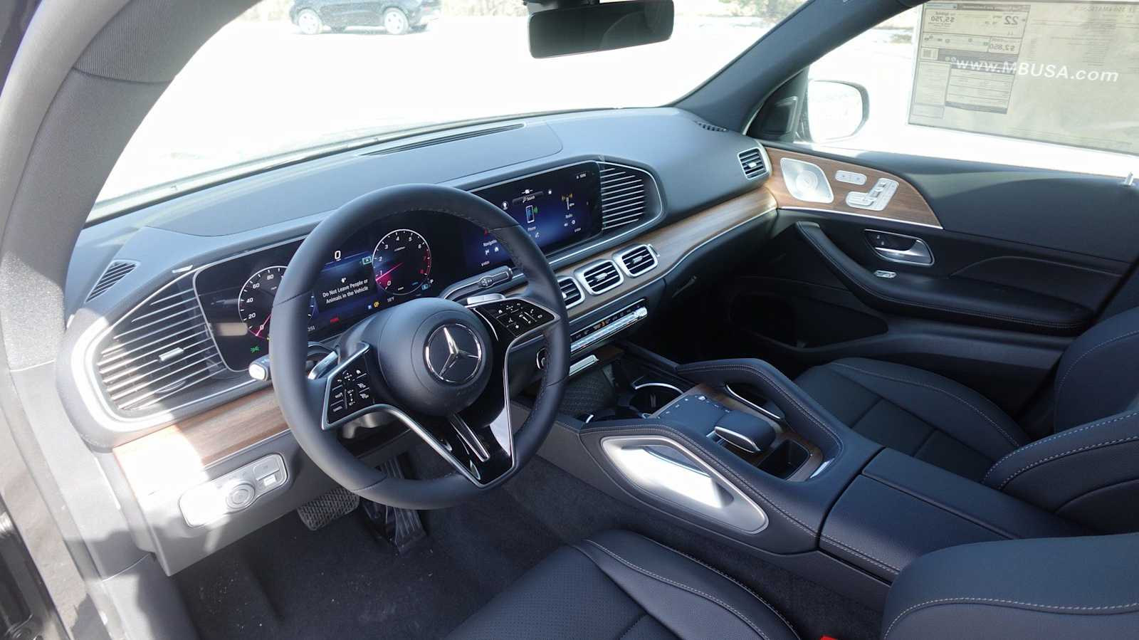 Thumbnail: 2026 Mercedes-Benz GLE - 17