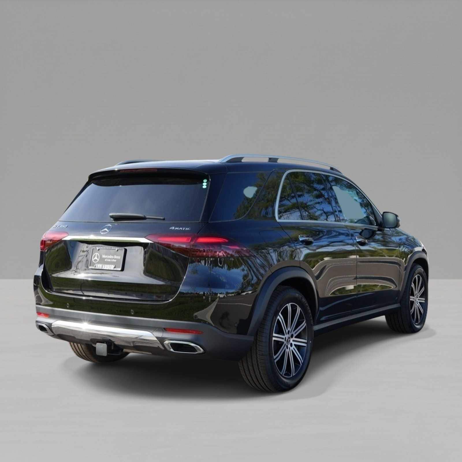 Thumbnail: 2026 Mercedes-Benz GLE - 6