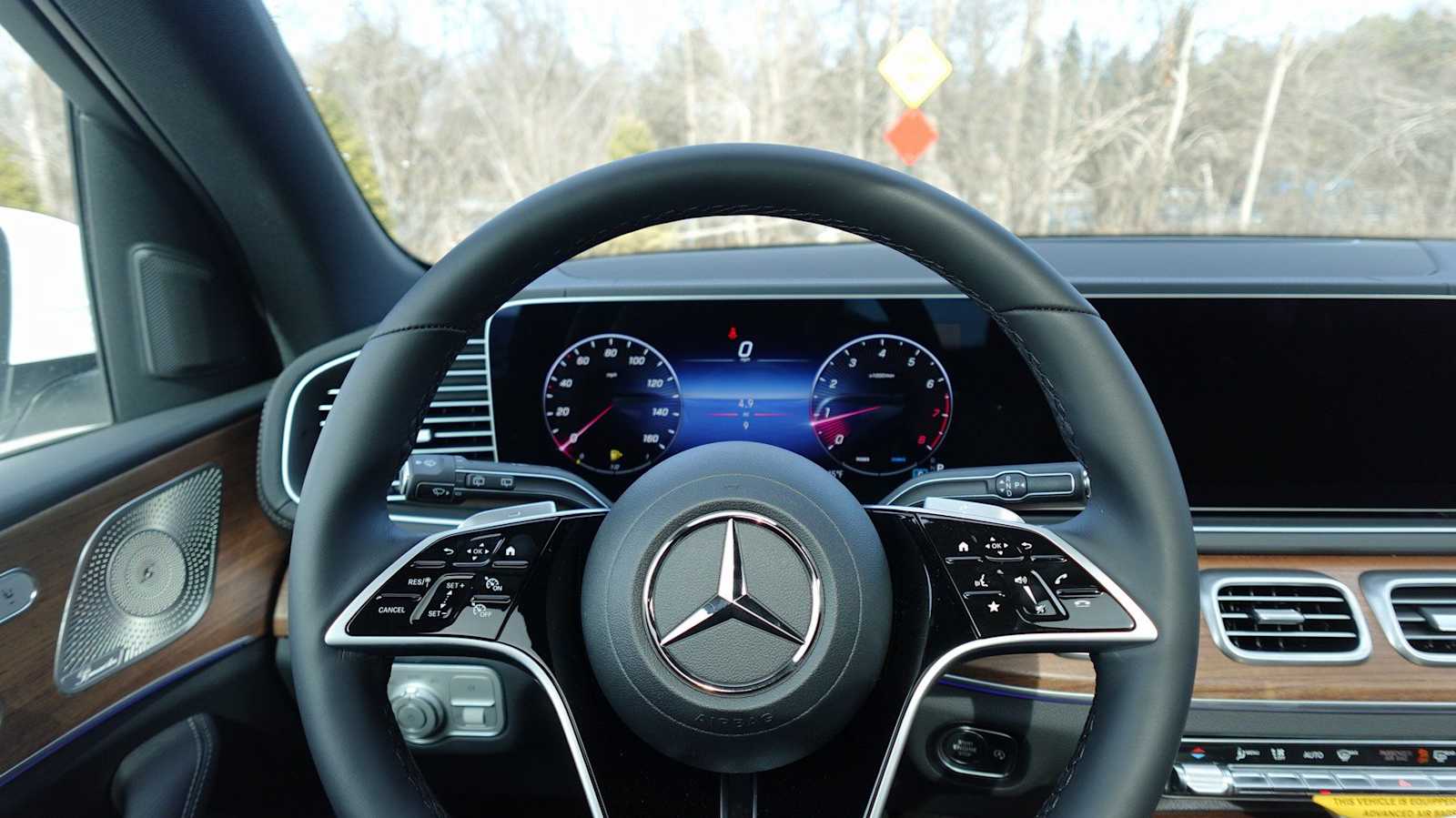 Thumbnail: 2026 Mercedes-Benz GLE - 31