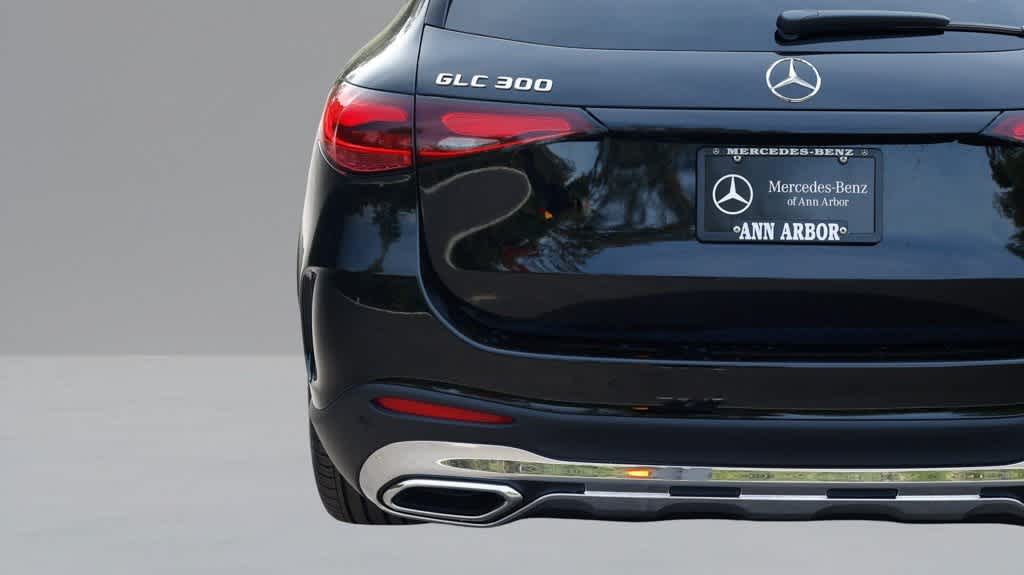 Thumbnail: 2026 Mercedes-Benz GLC - 10