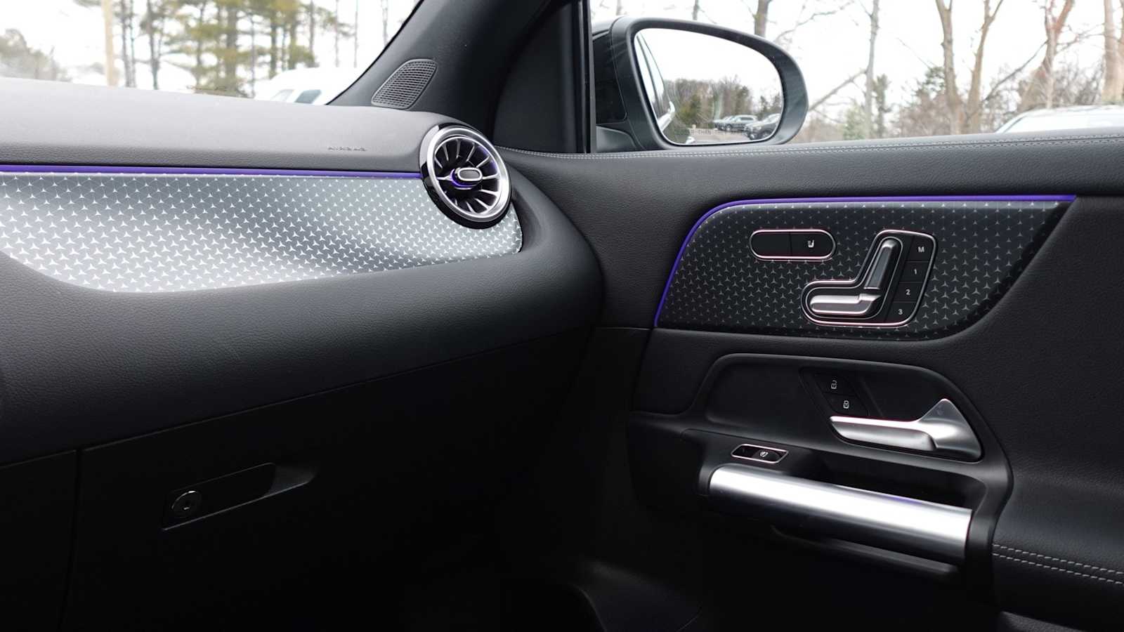 Thumbnail: 2026 Mercedes-Benz GLA - 25