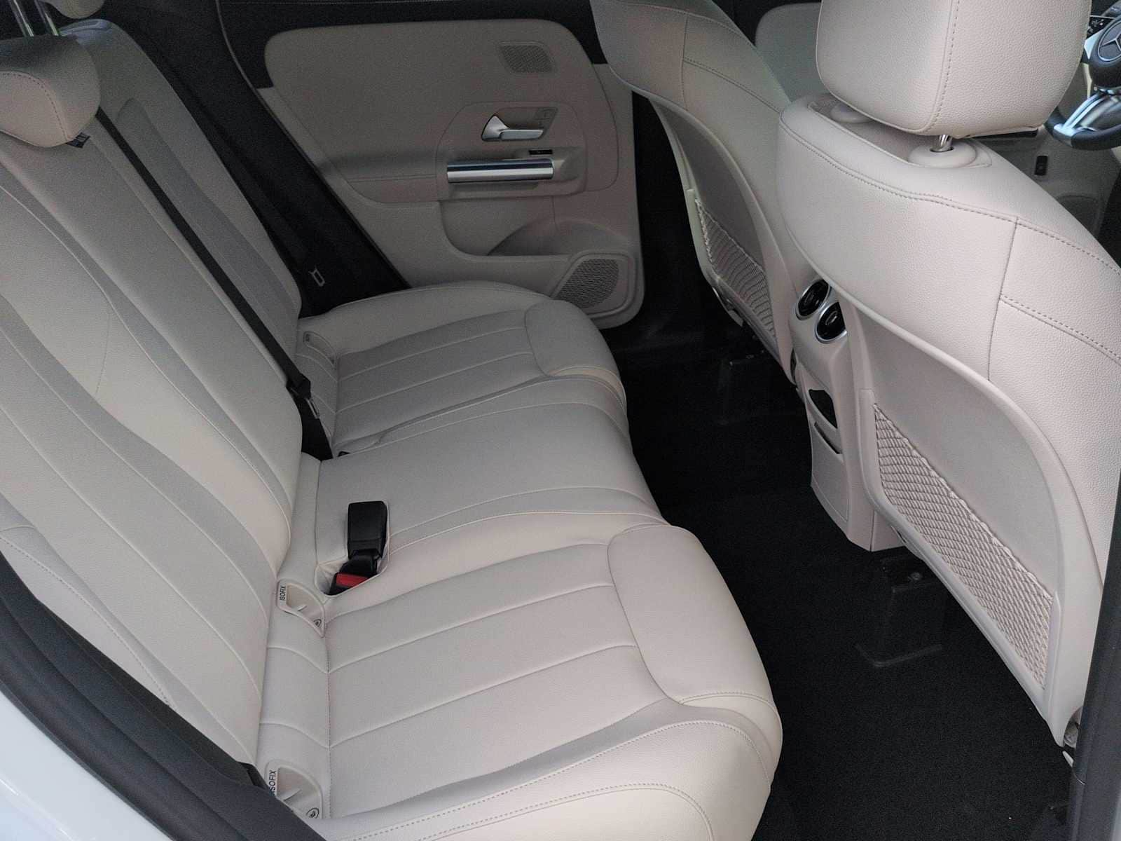 Thumbnail: 2026 Mercedes-Benz GLA - 22