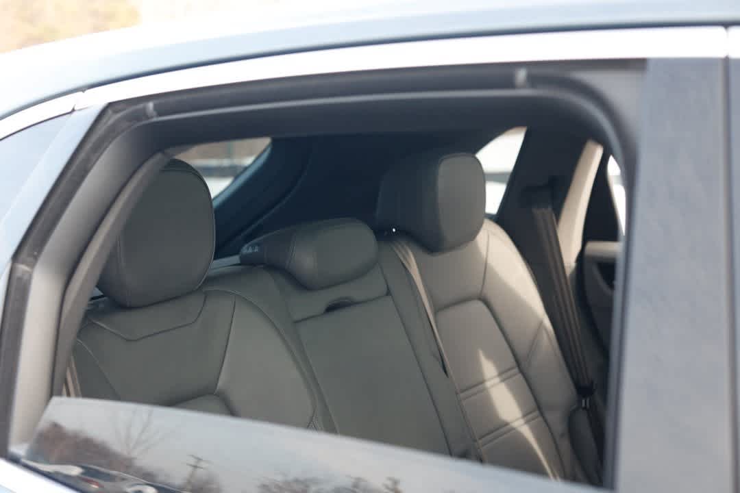 Thumbnail: 2020 Porsche Cayenne - 16