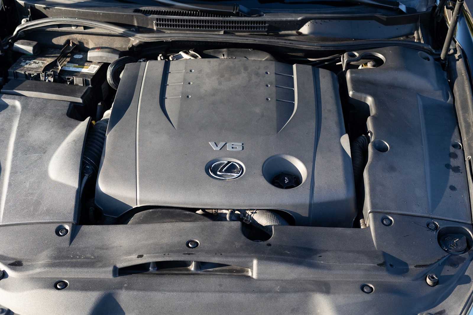 Thumbnail: 2010 Lexus IS - 16