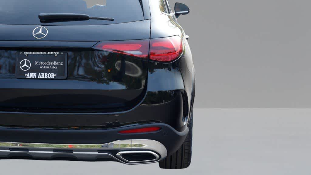 Thumbnail: 2026 Mercedes-Benz GLC - 11