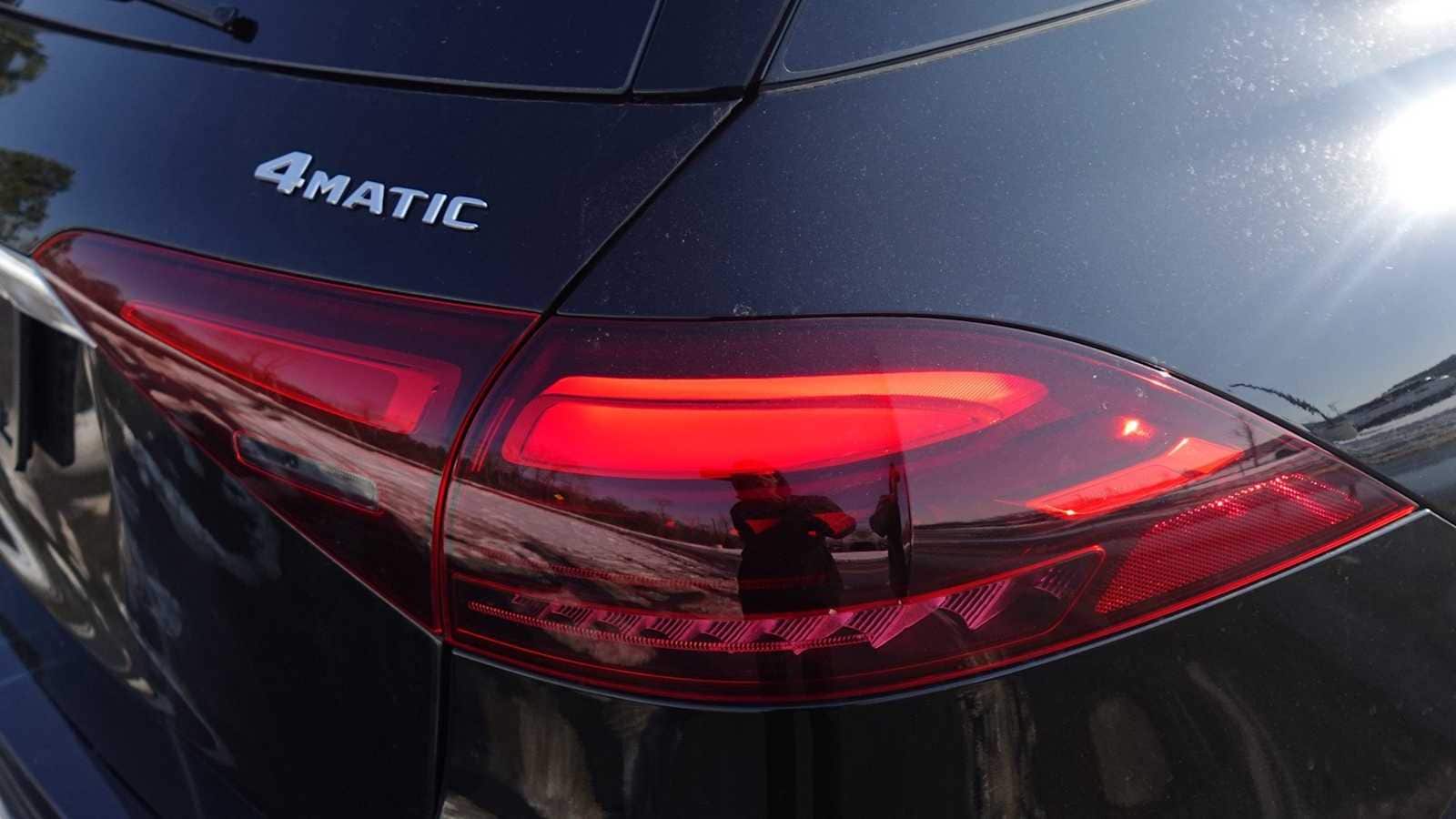 Thumbnail: 2026 Mercedes-Benz GLE - 13