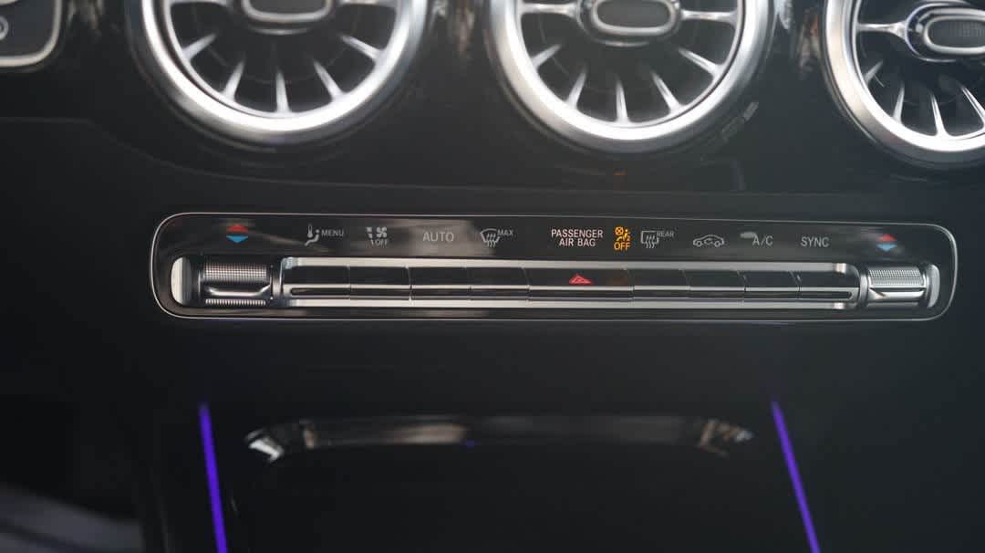 Thumbnail: 2023 Mercedes-Benz GLA - 30