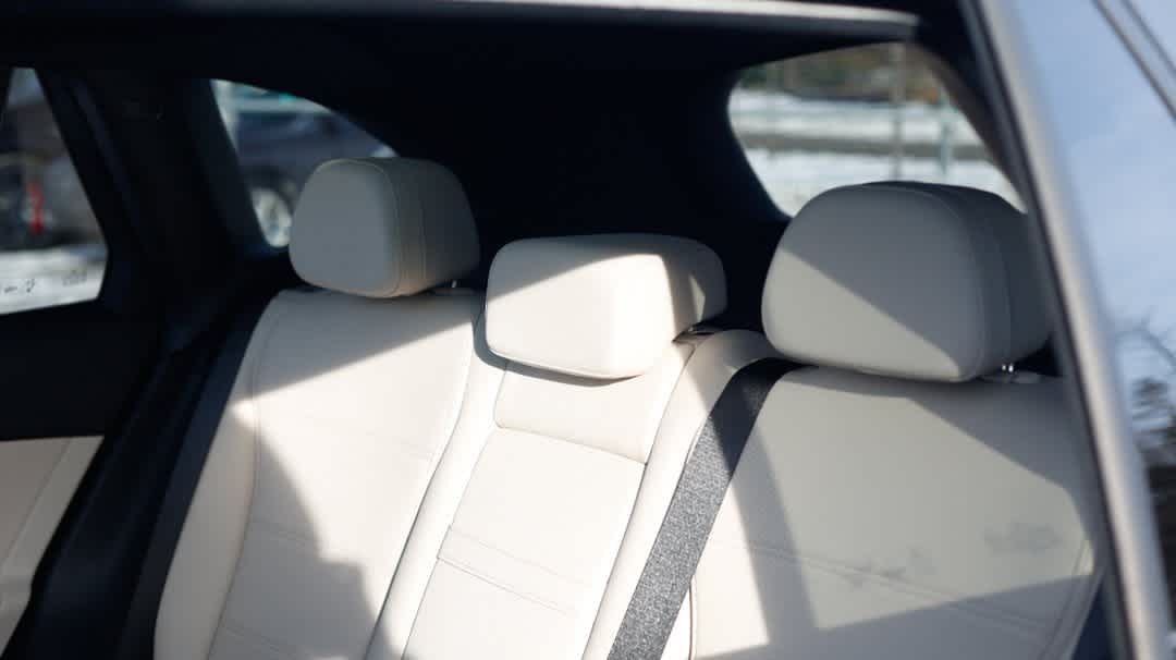 Thumbnail: 2024 Mercedes-Benz GLC - 11