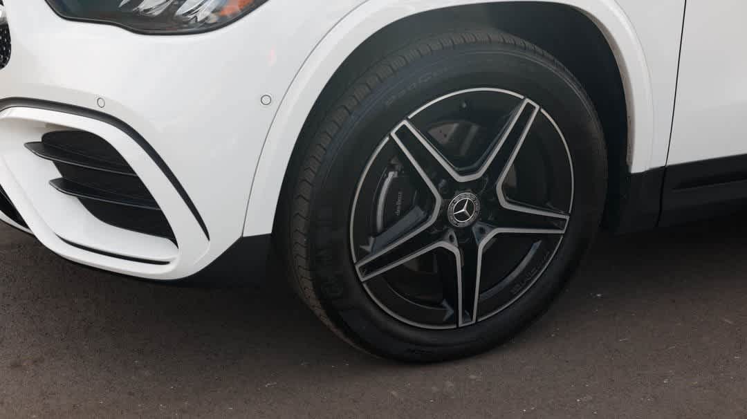 Thumbnail: 2025 Mercedes-Benz GLA - 13