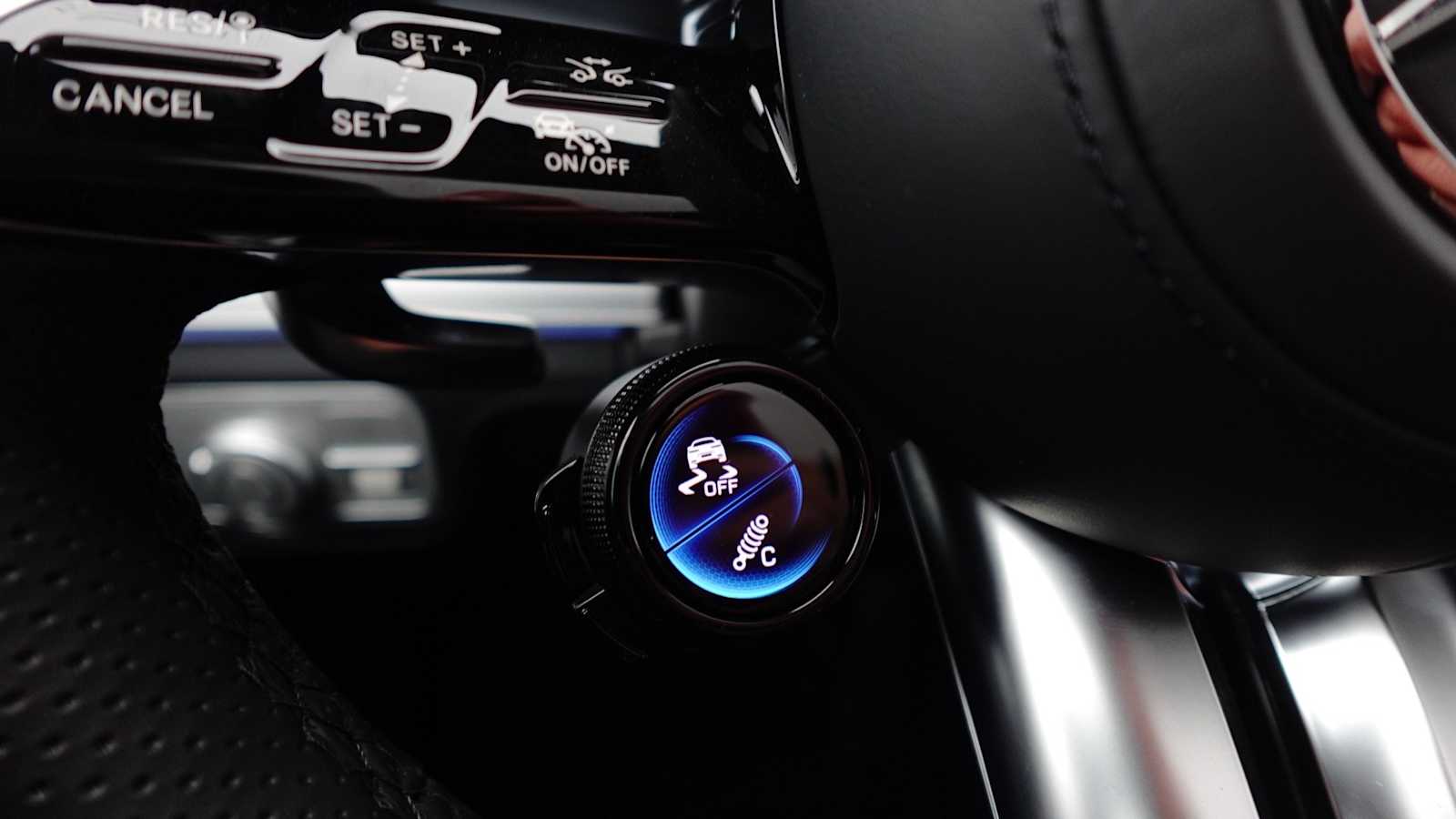 Thumbnail: 2026 Mercedes-Benz GLE - 44