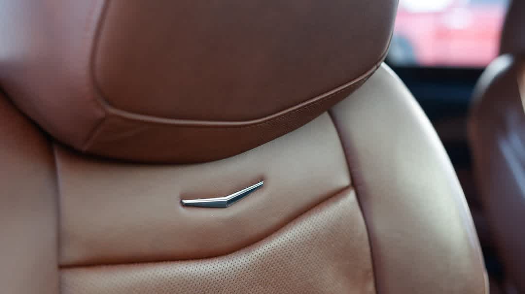 Thumbnail: 2016 Cadillac Escalade - 29