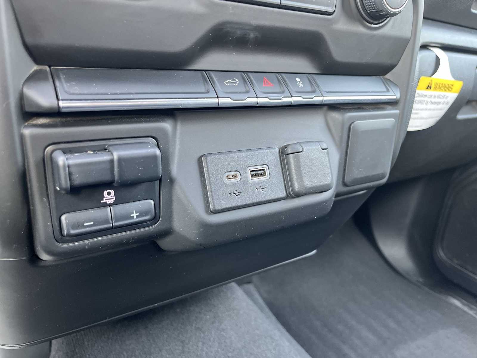 Thumbnail: 2022 Chevrolet Silverado 2500 - 29