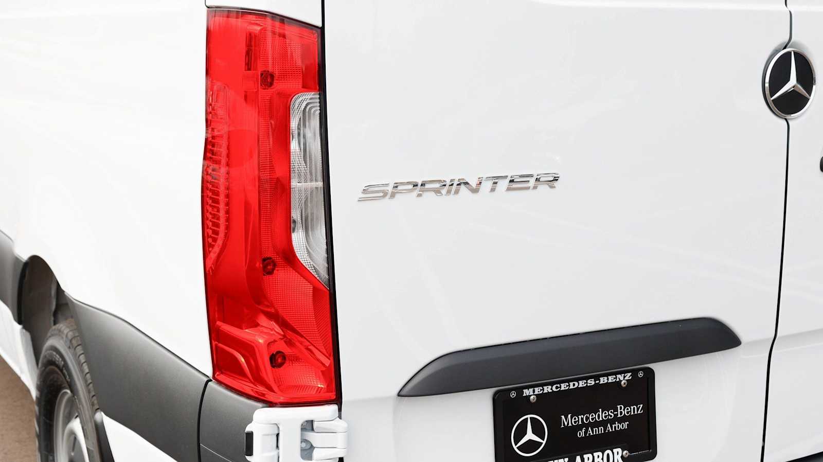 Thumbnail: 2026 Mercedes-Benz Sprinter - 18