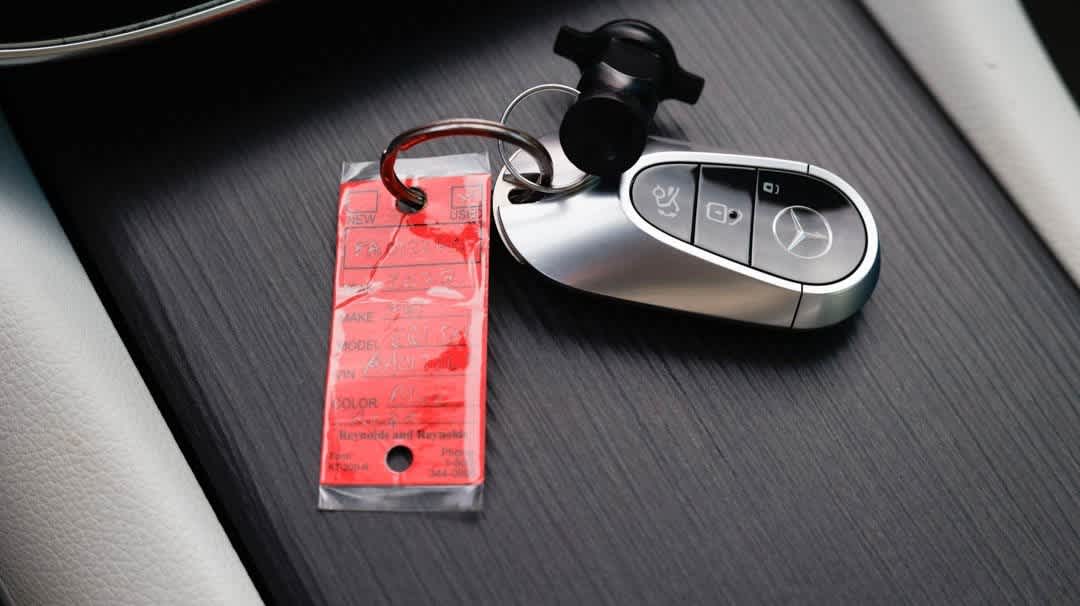 Thumbnail: 2023 Mercedes-Benz EQS - 41