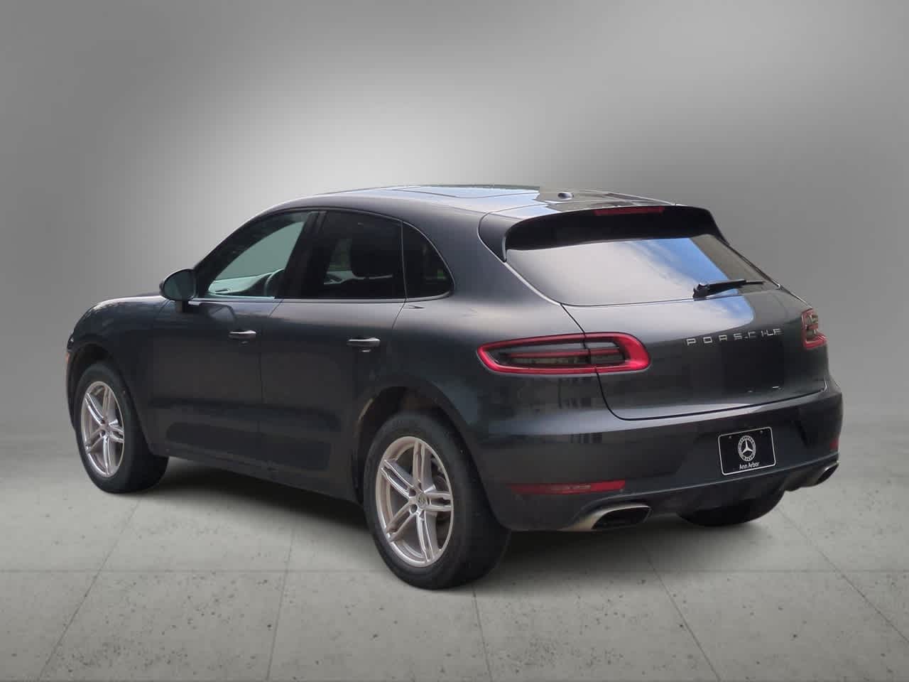 Thumbnail: 2018 Porsche Macan - 6