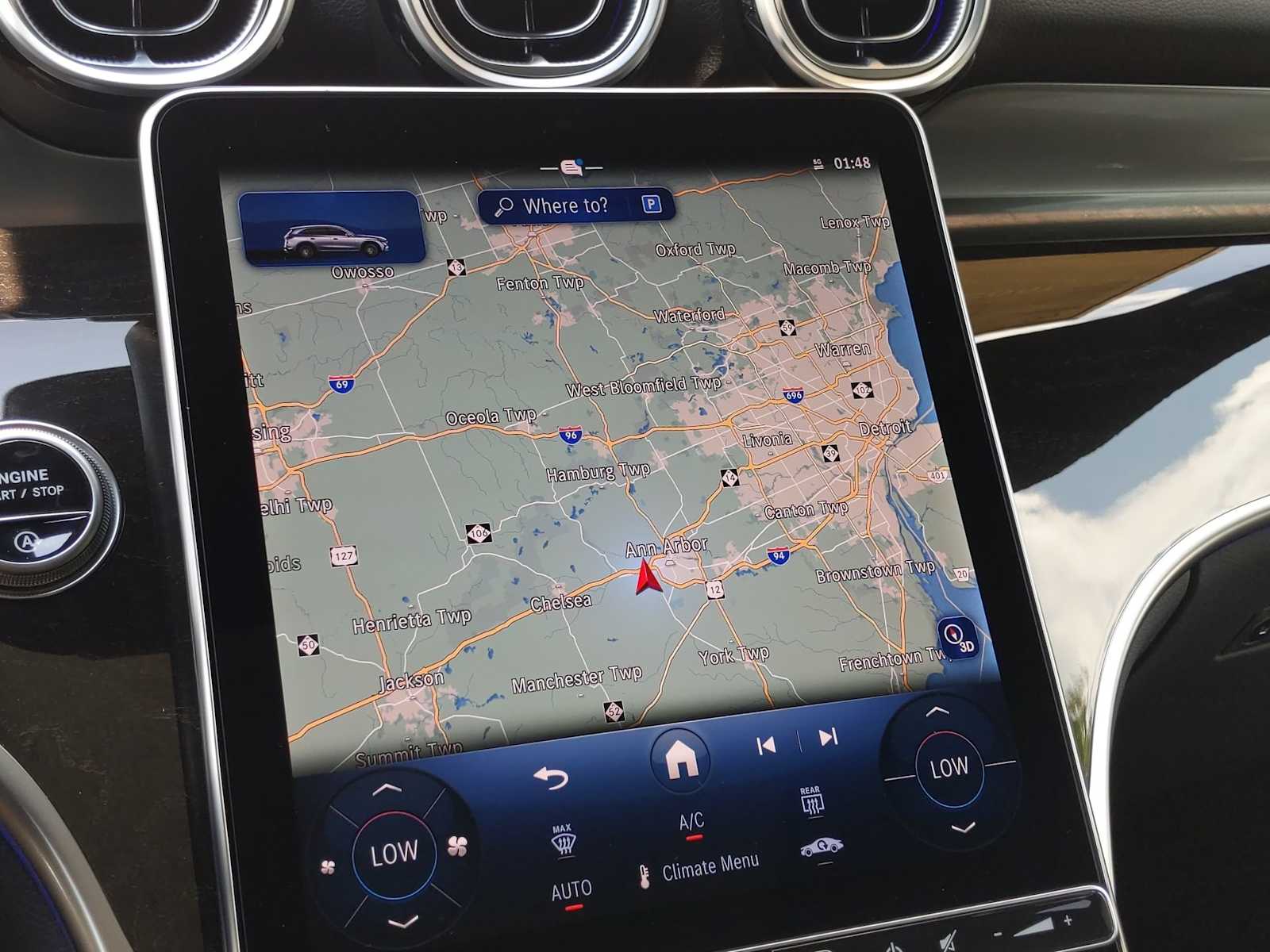 Thumbnail: 2025 Mercedes-Benz GLC - 28