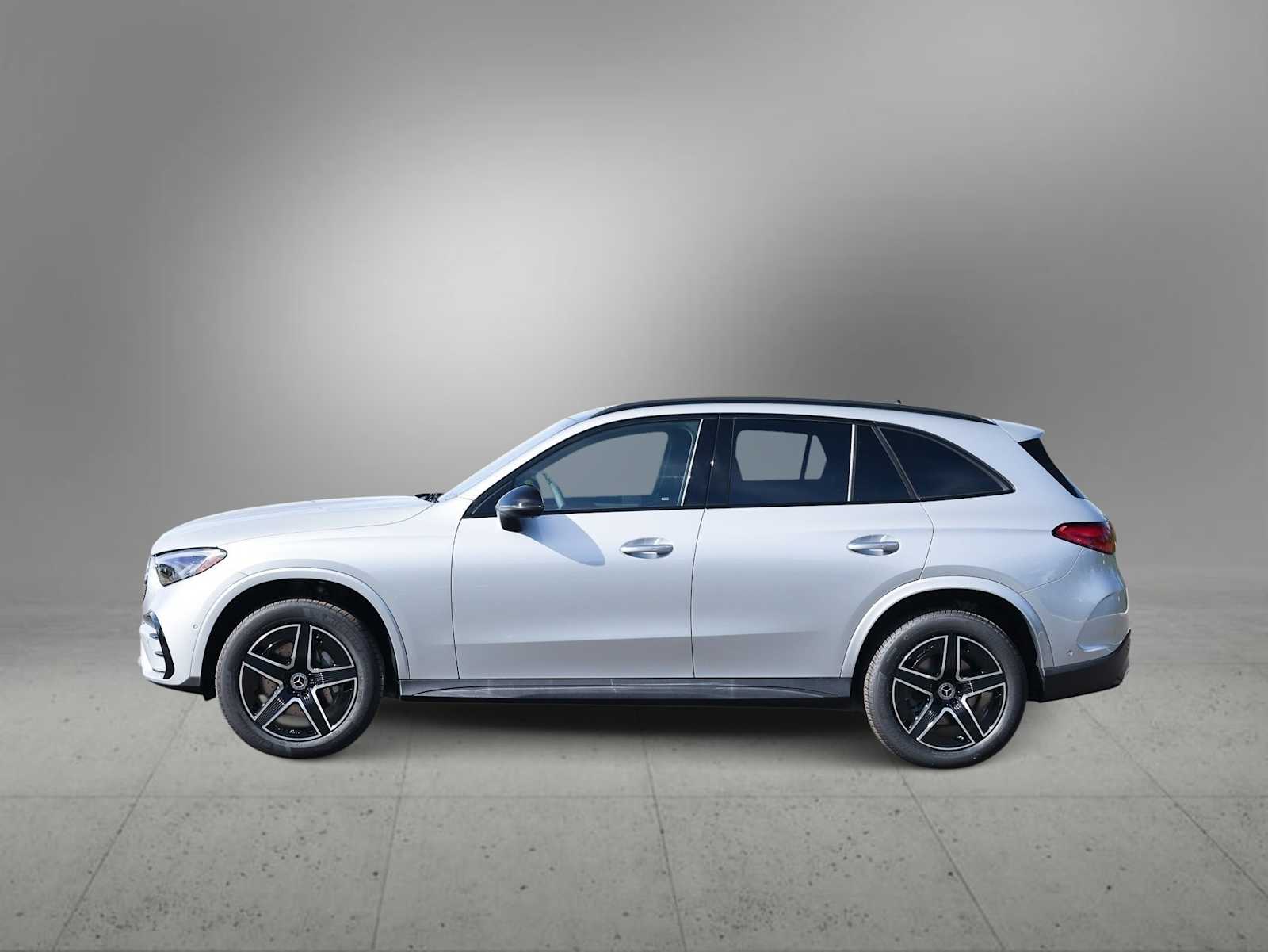 Thumbnail: 2026 Mercedes-Benz GLC - 9
