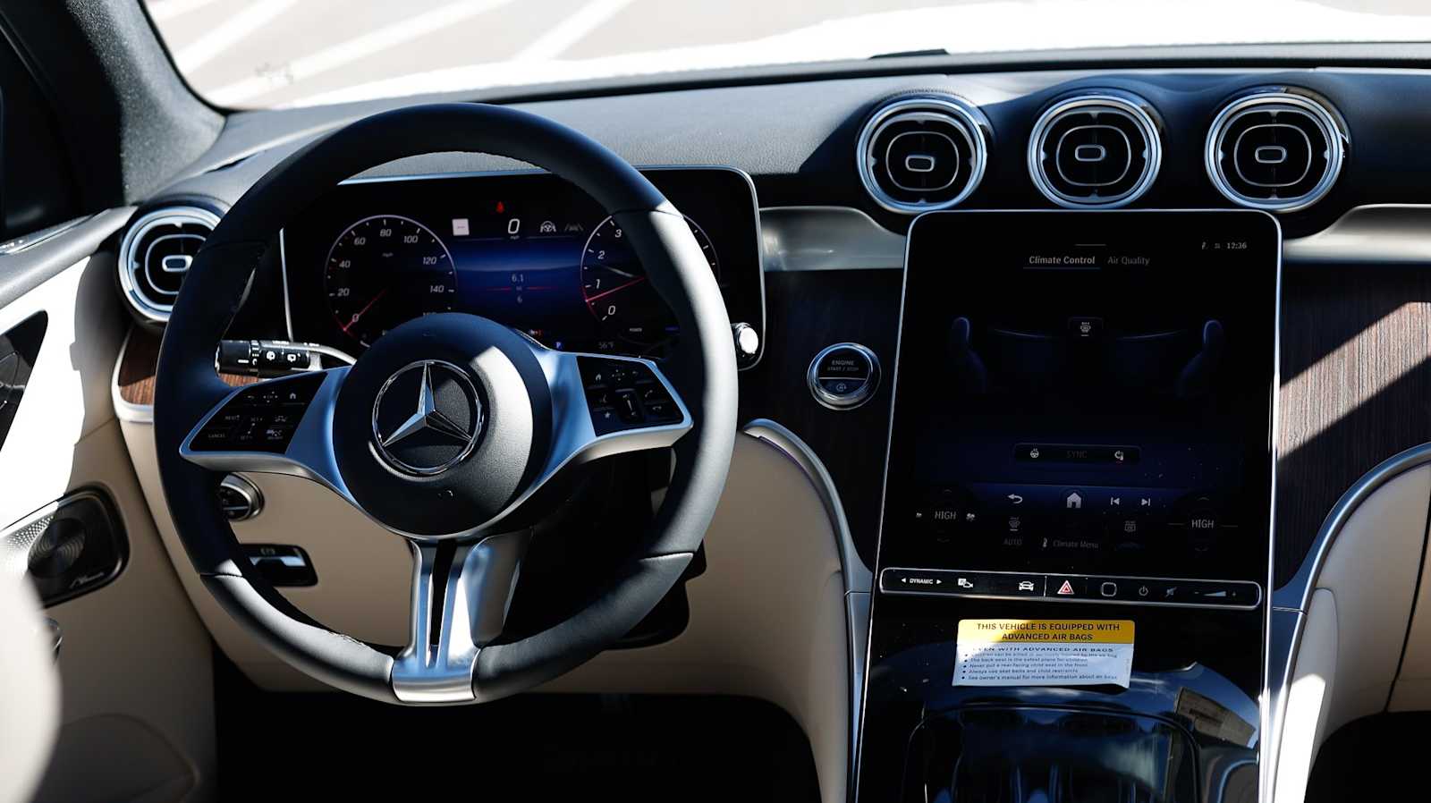 Thumbnail: 2026 Mercedes-Benz GLC - 33