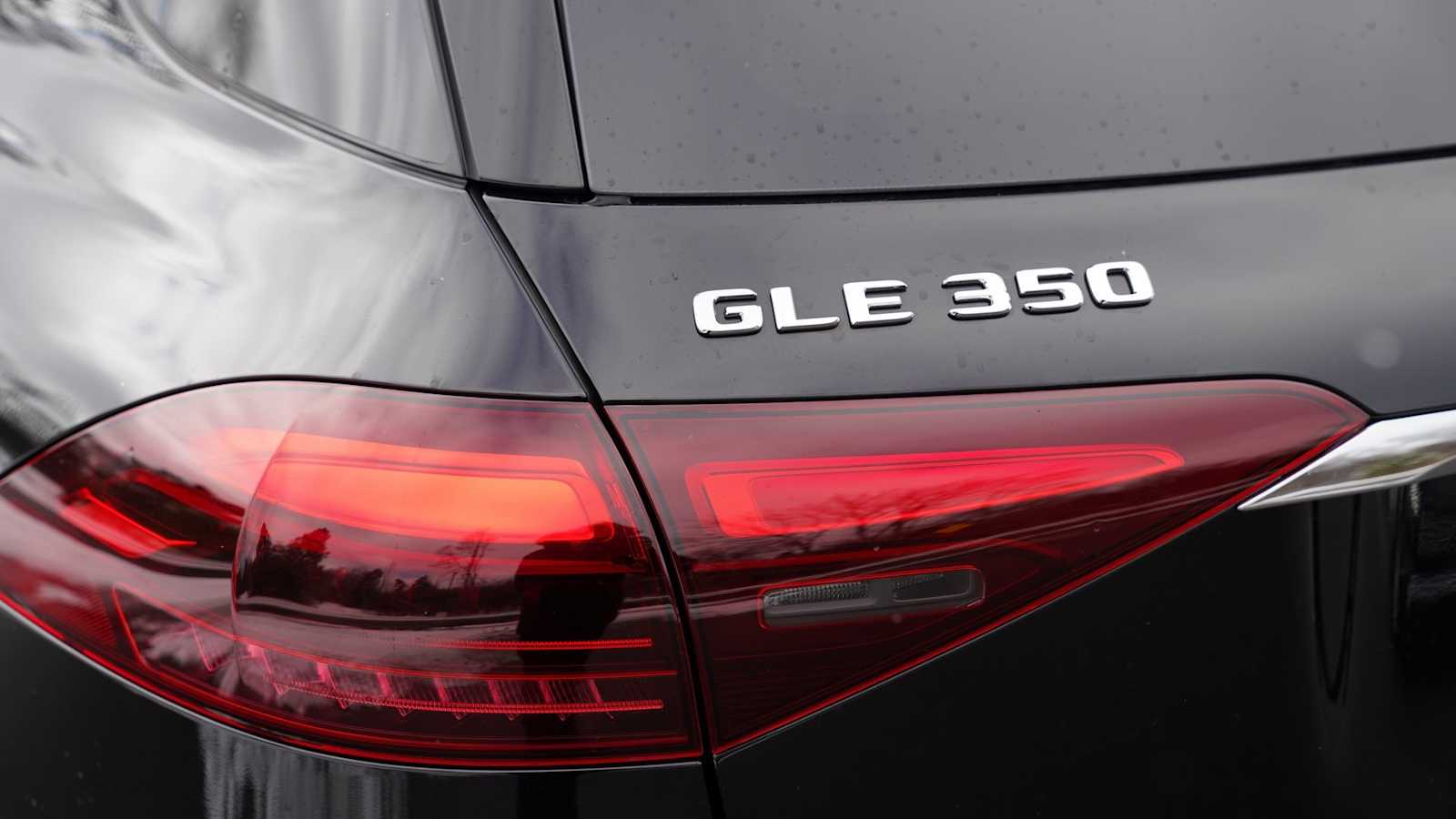 Thumbnail: 2026 Mercedes-Benz GLE - 12