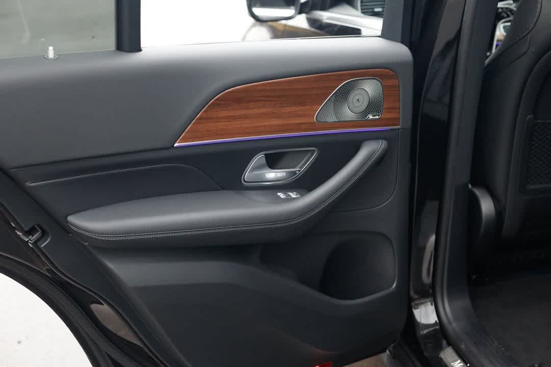 Thumbnail: 2026 Mercedes-Benz GLE - 25