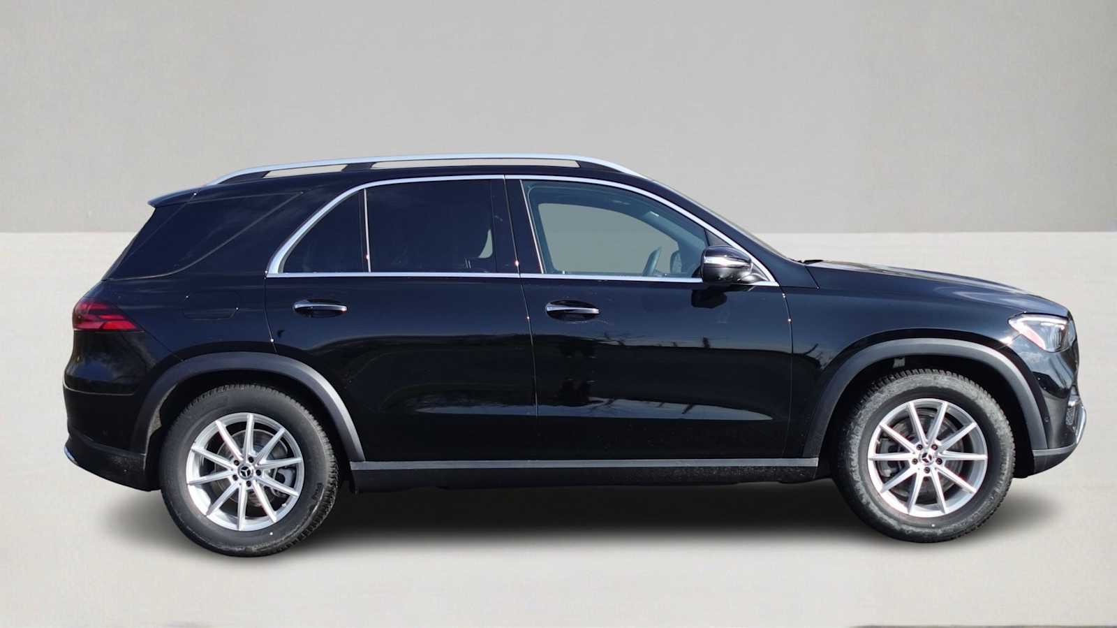 Thumbnail: 2026 Mercedes-Benz GLE - 4