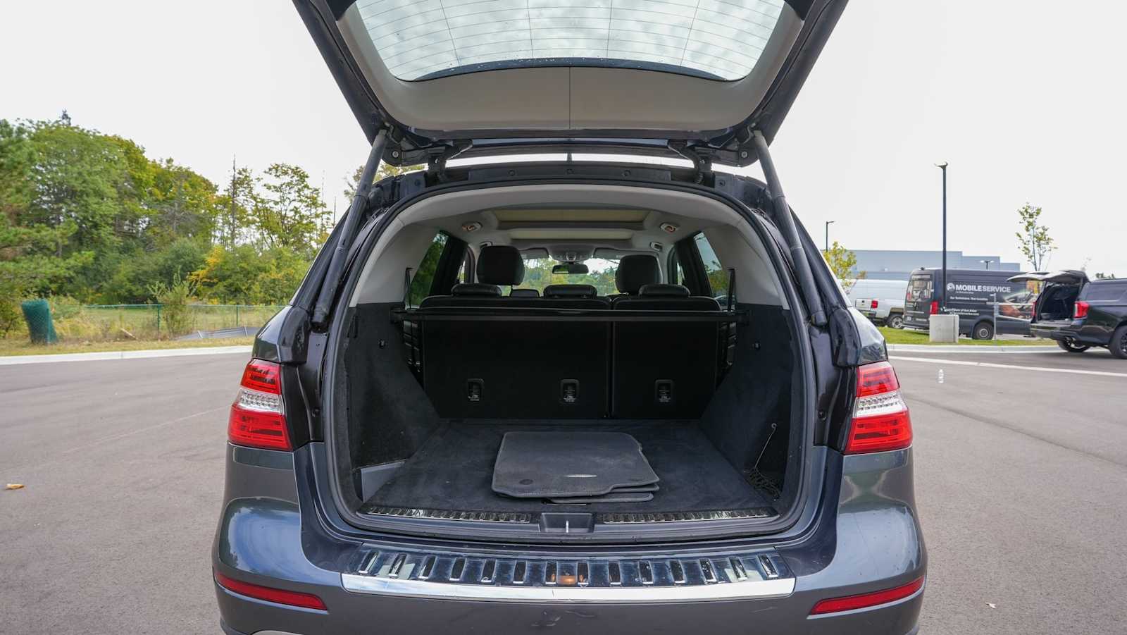 Thumbnail: 2013 Mercedes-Benz M-Class - 27