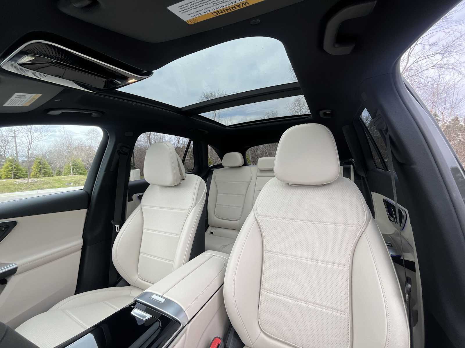 Thumbnail: 2026 Mercedes-Benz GLC - 9