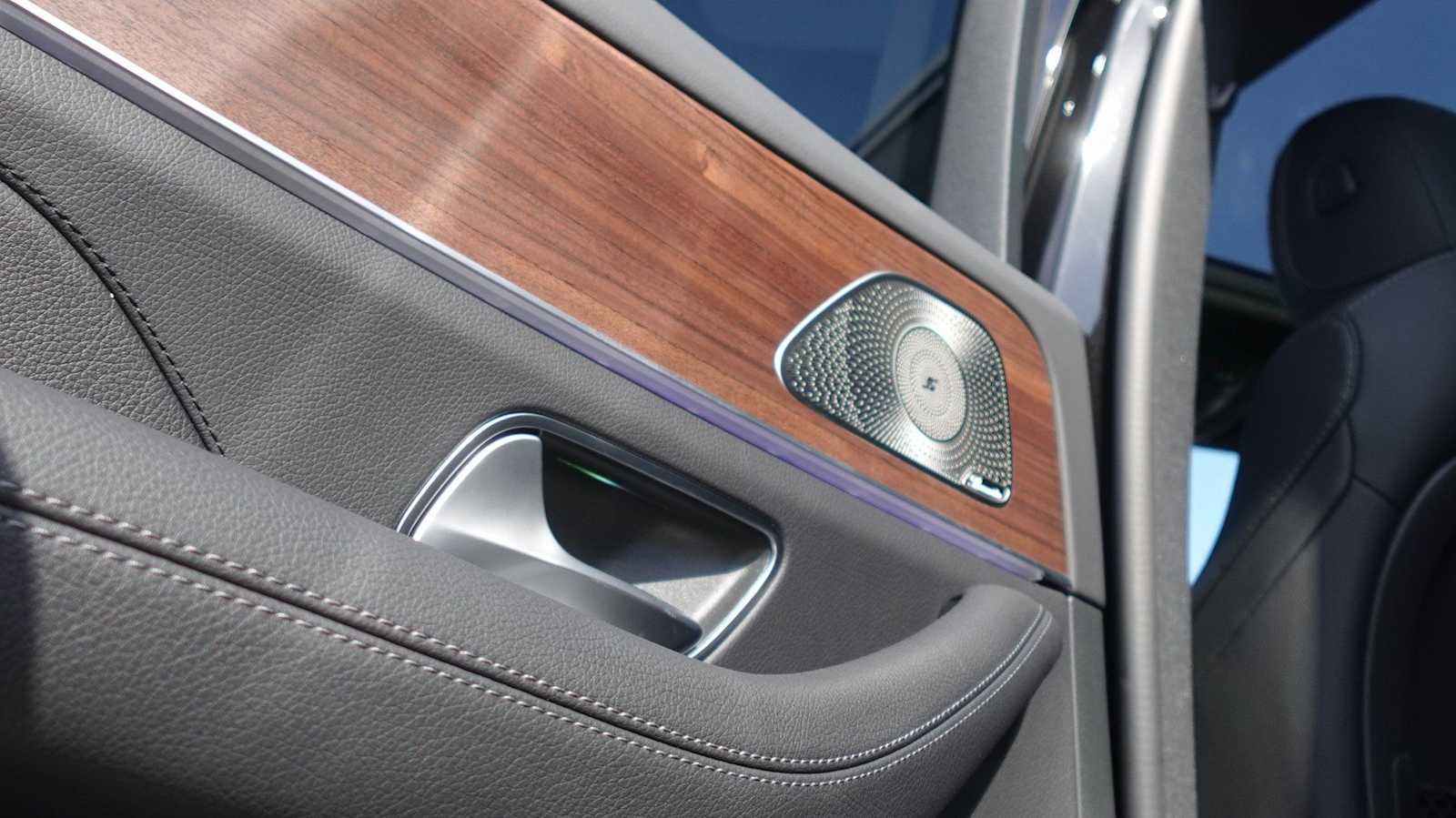 Thumbnail: 2026 Mercedes-Benz GLE - 47