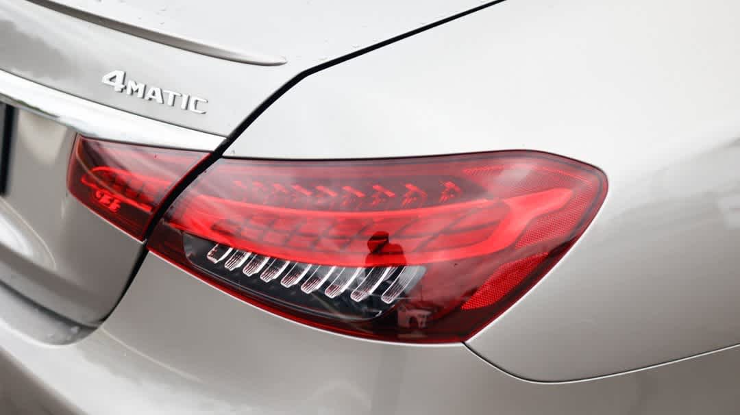 Thumbnail: 2023 Mercedes-Benz E-Class - 10