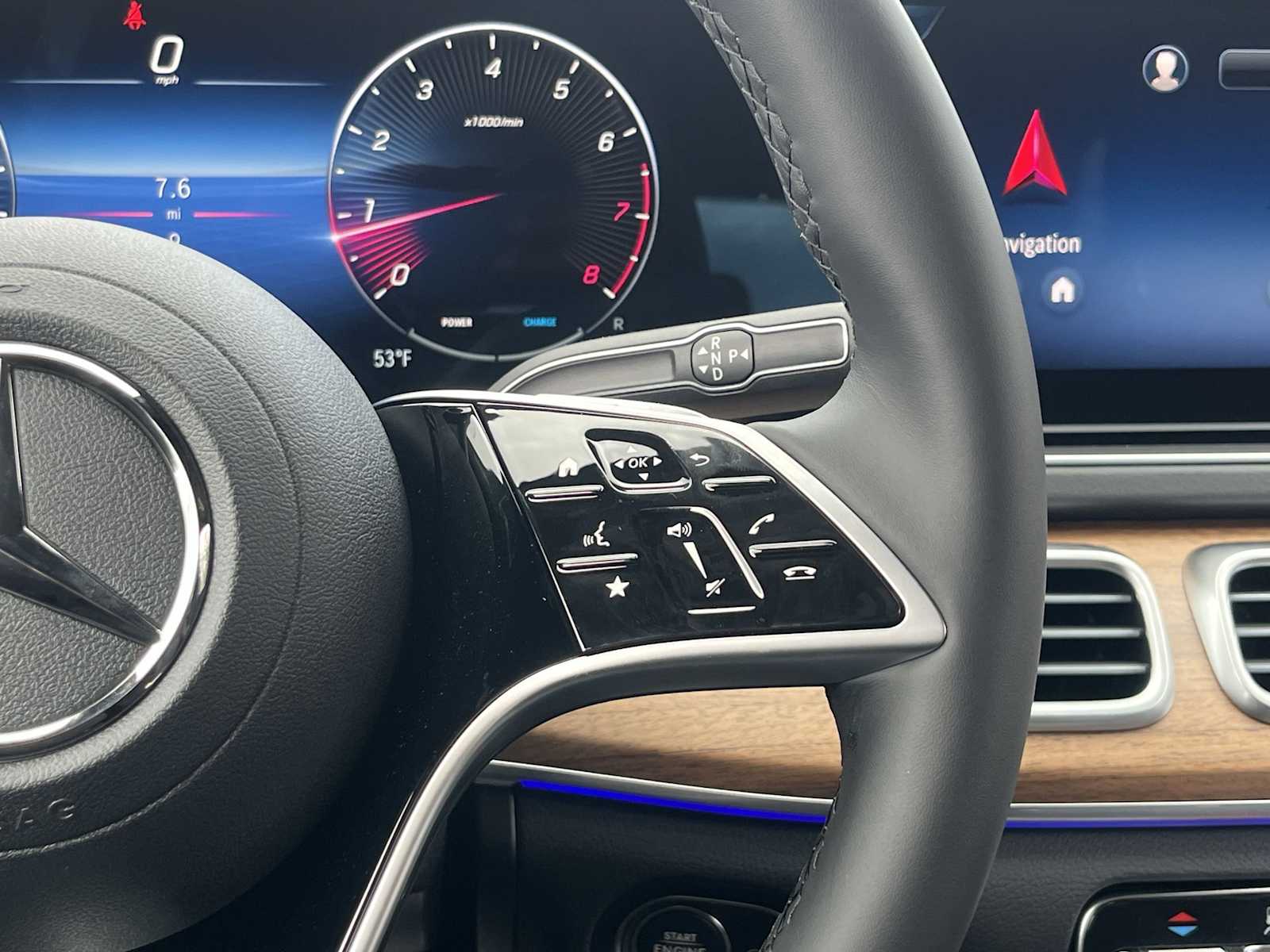 Thumbnail: 2026 Mercedes-Benz GLE - 38
