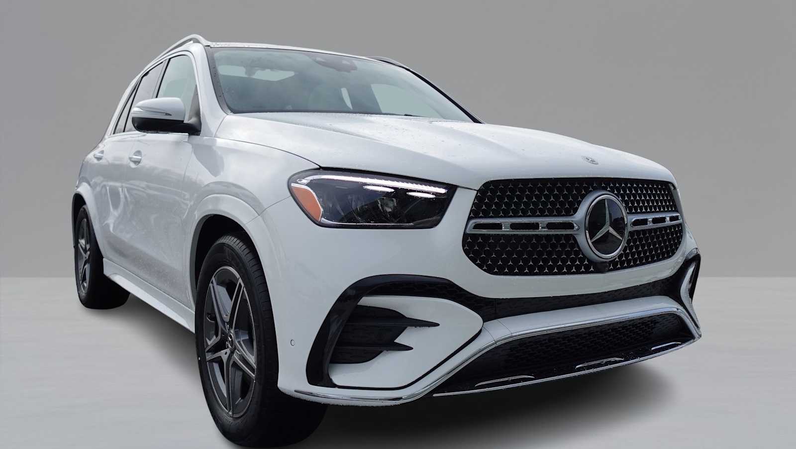 Thumbnail: 2026 Mercedes-Benz GLE - 3