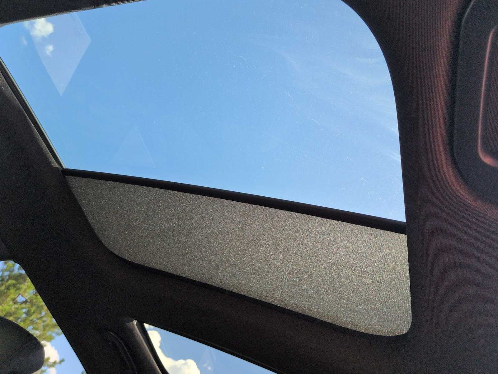 Thumbnail: 2026 Mercedes-Benz GLB - 20