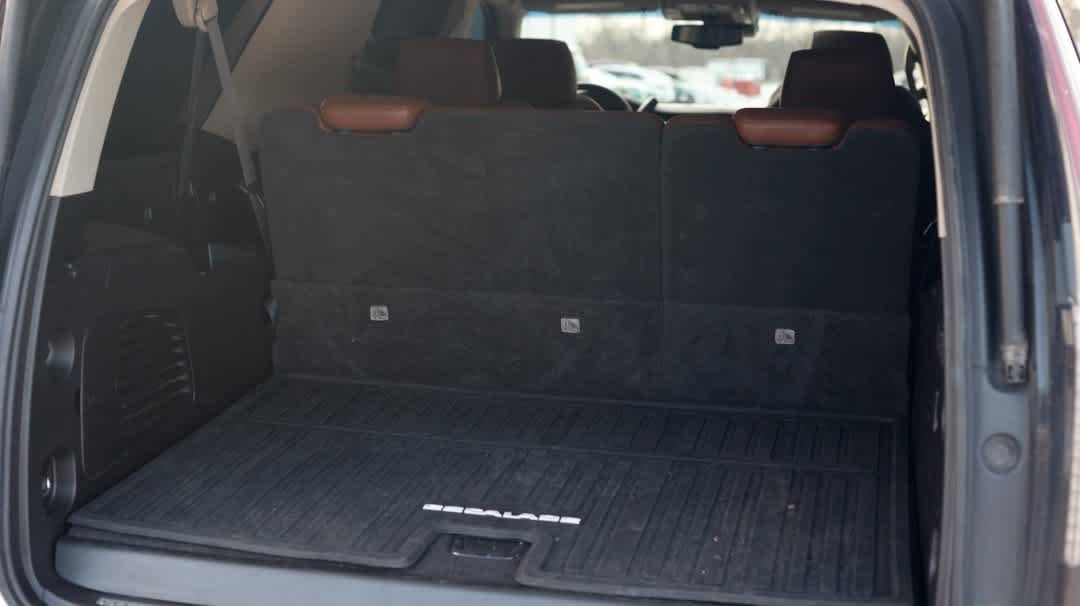 Thumbnail: 2016 Cadillac Escalade - 37