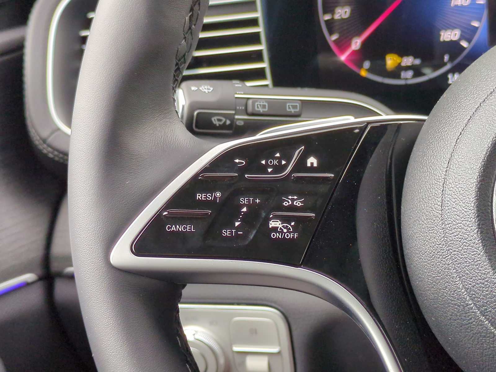 Thumbnail: 2025 Mercedes-Benz GLS - 25