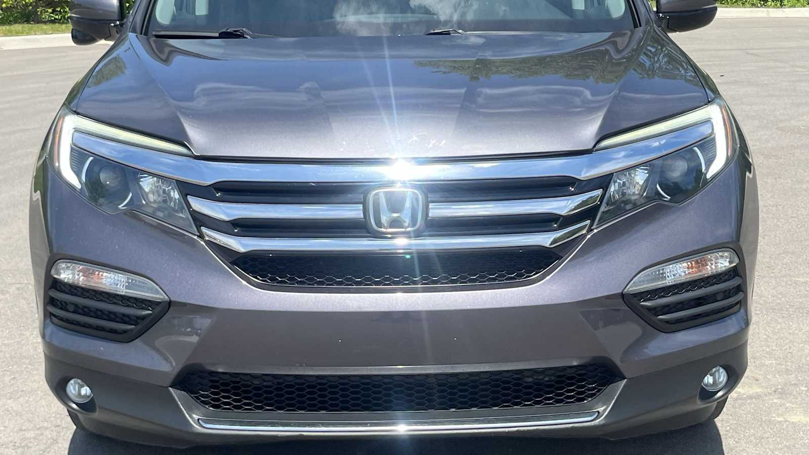 Thumbnail: 2017 Honda Pilot - 23