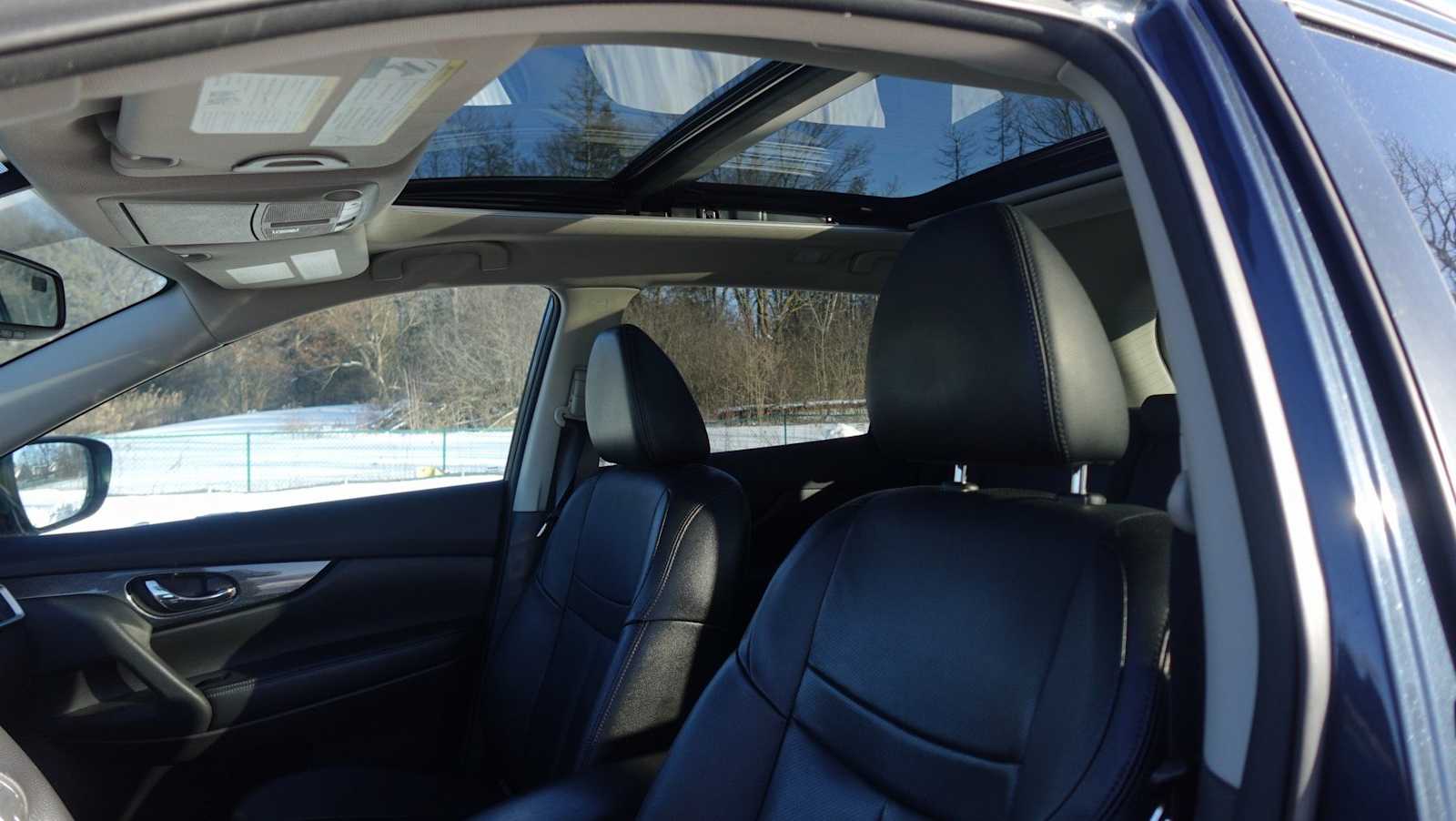 Thumbnail: 2016 Nissan Rogue - 19