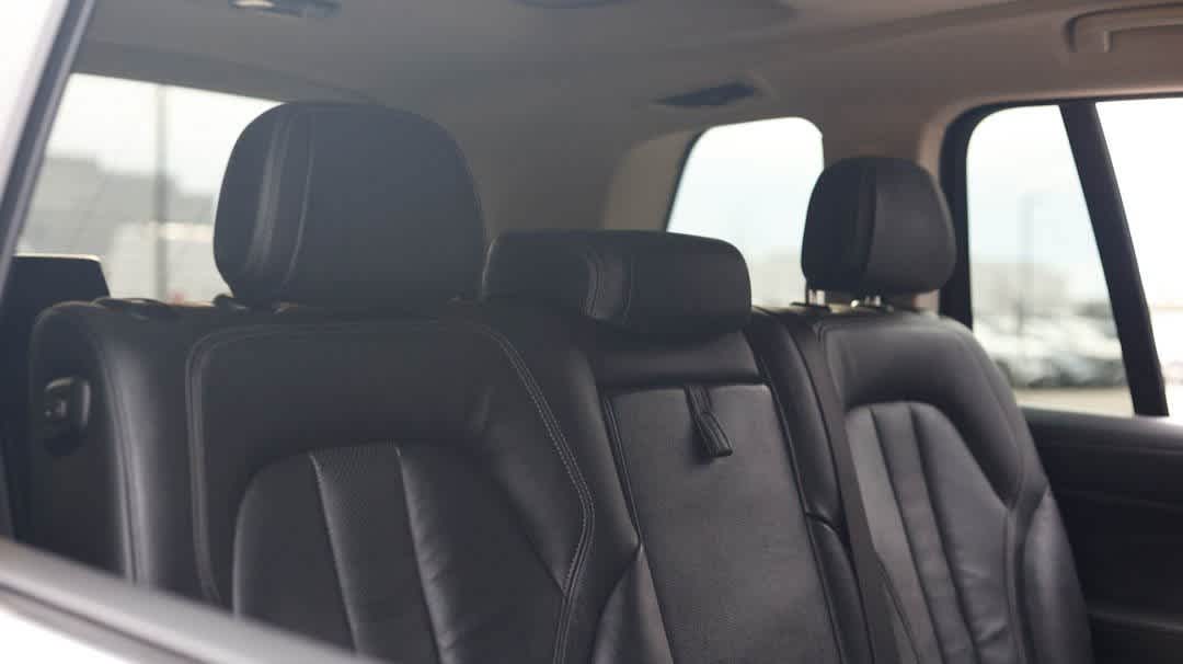 Thumbnail: 2020 BMW X7 - 24