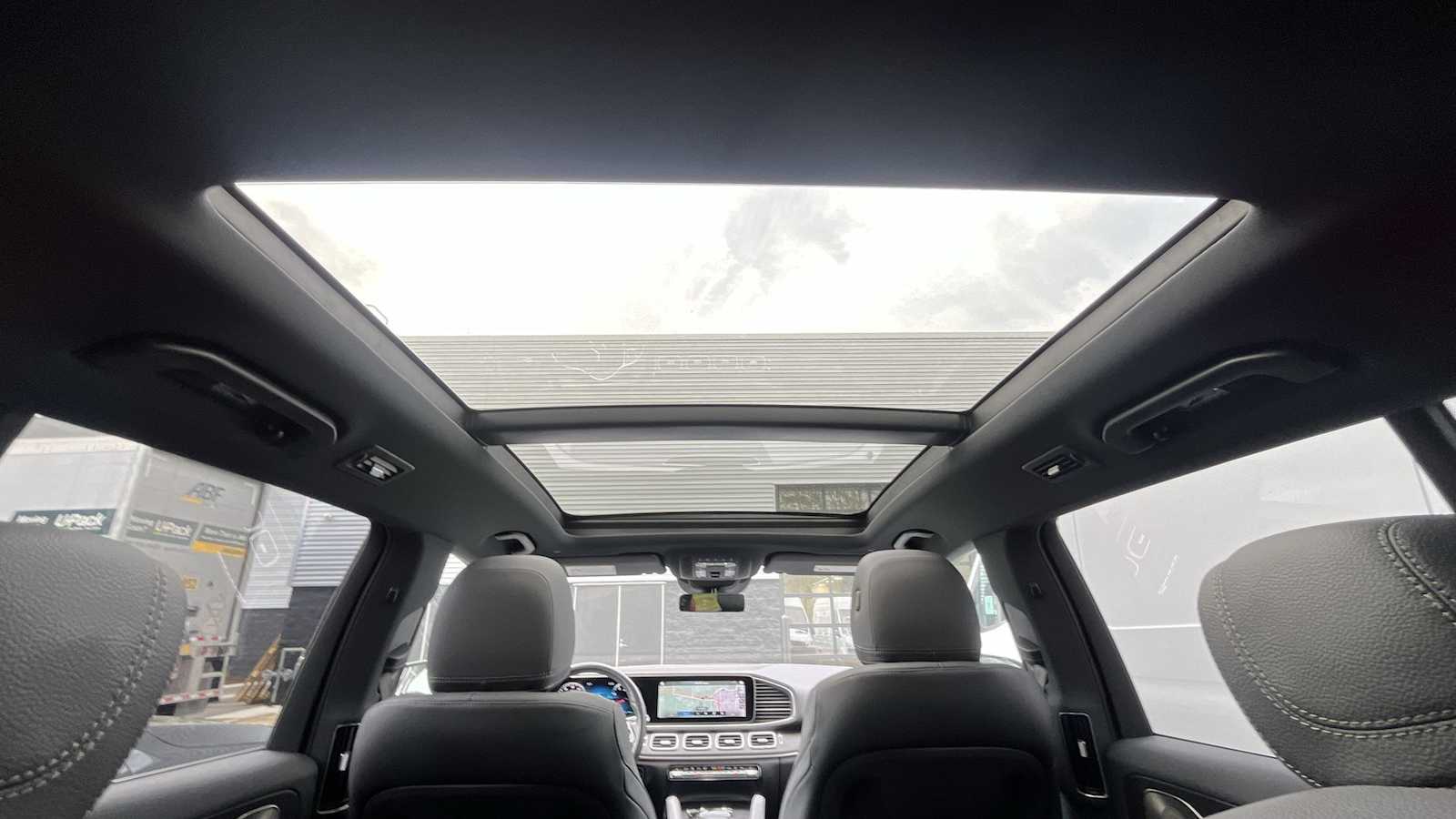 Thumbnail: 2022 Mercedes-Benz GLS - 36