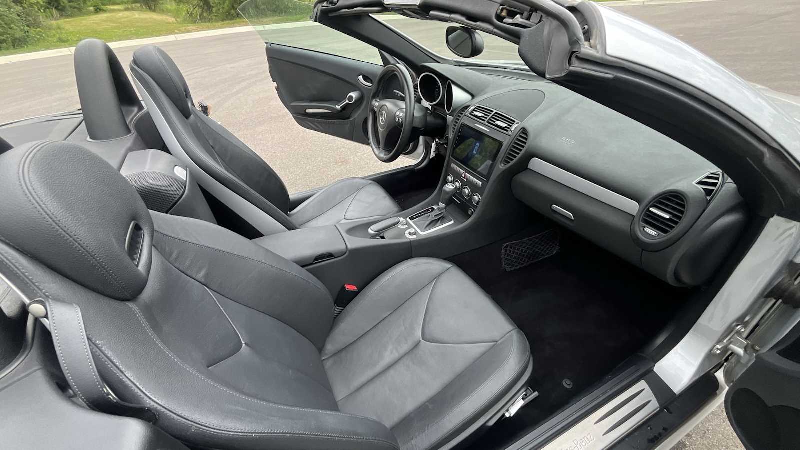 Thumbnail: 2006 Mercedes-Benz SLK - 10