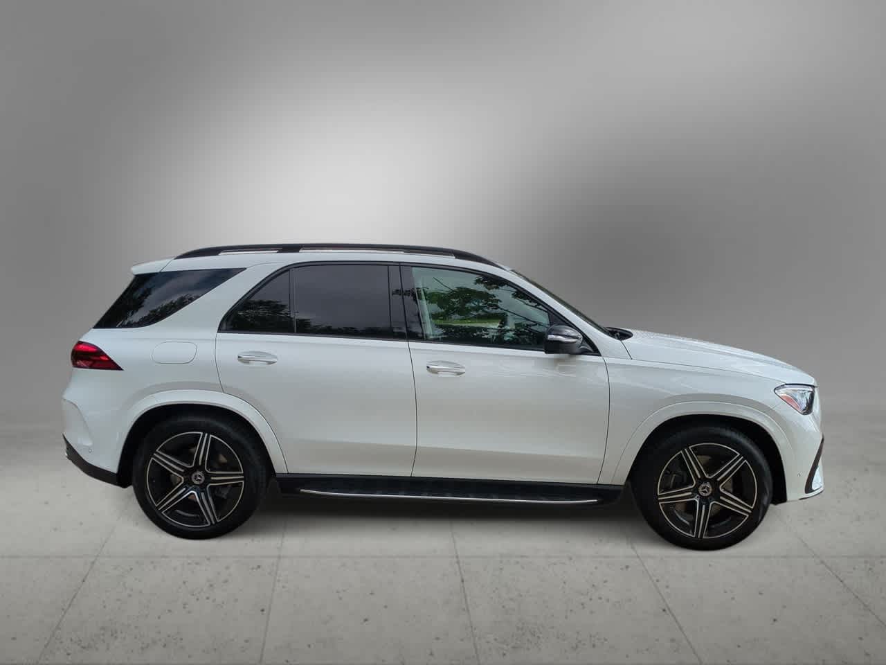 Thumbnail: 2025 Mercedes-Benz GLE - 9