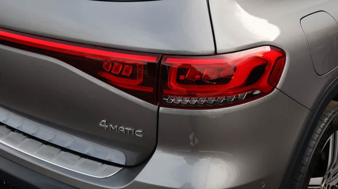 Thumbnail: 2023 Mercedes-Benz EQB - 15