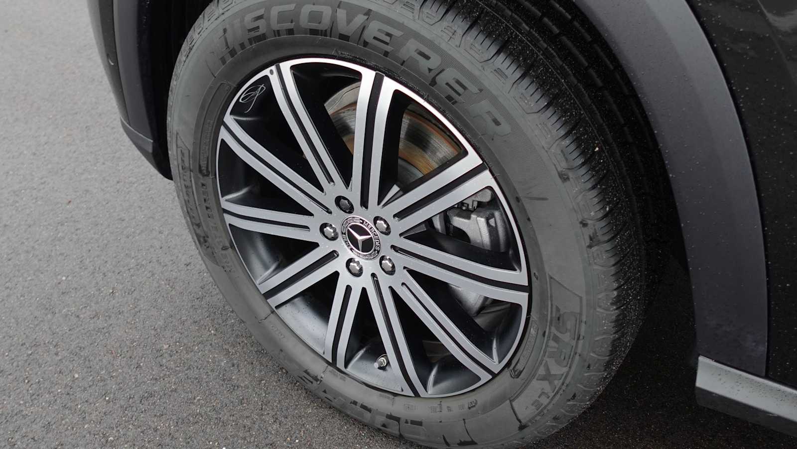 Thumbnail: 2026 Mercedes-Benz GLE - 17